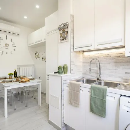 Casa Di Carly - Large Cozy Retreat In Center * Bari