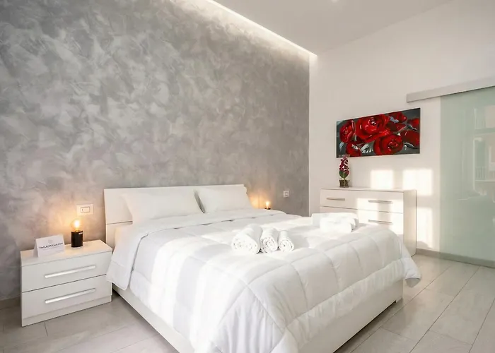 Casa Di Carly - Large Cozy Retreat In Center