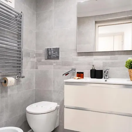 Casa Di Carly - Large Cozy Retreat In Center Bari