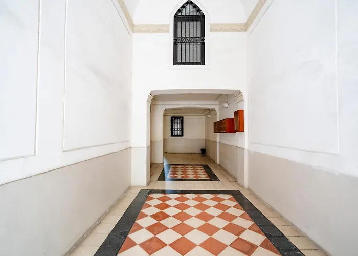 Casa Di Carly - Large Cozy Retreat In Center Bari