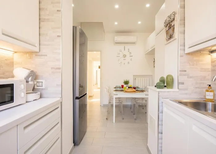 Casa Di Carly - Large Cozy Retreat In Center Appartement Bari