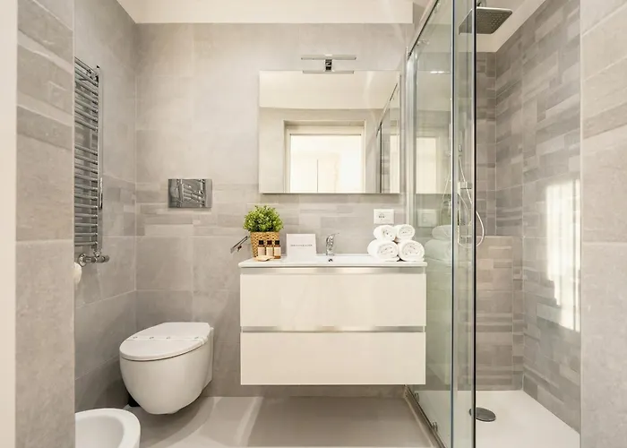 Casa Di Carly - Large Cozy Retreat In Center